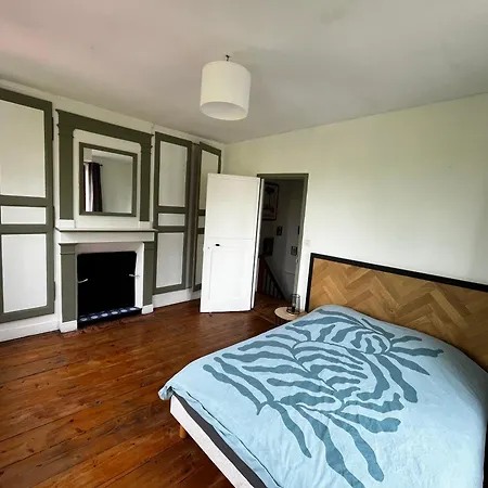 Maison De Bourg Avec Garage Motos *