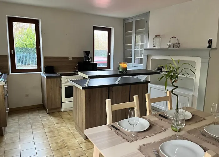 Maison De Bourg Avec Garage Motos